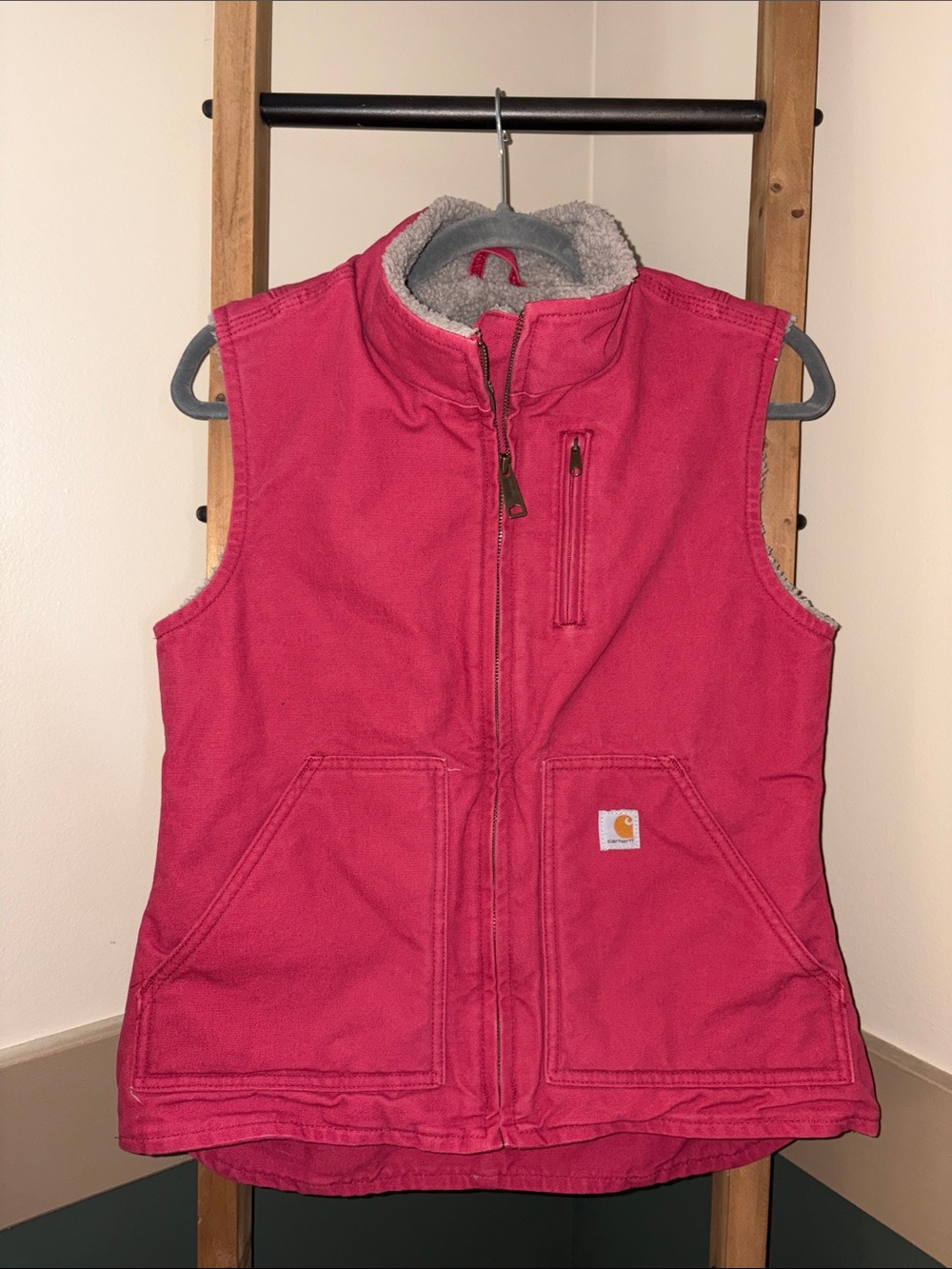 Carhartt Women’s Pink Sherpa-Lined Canvas Vest Size XS (Oversize Fit)